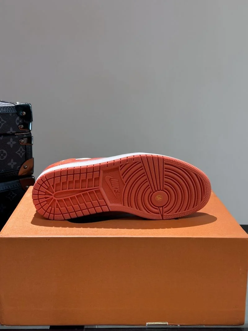 Louis Vuitton x Nike Shoes Flexible 30334