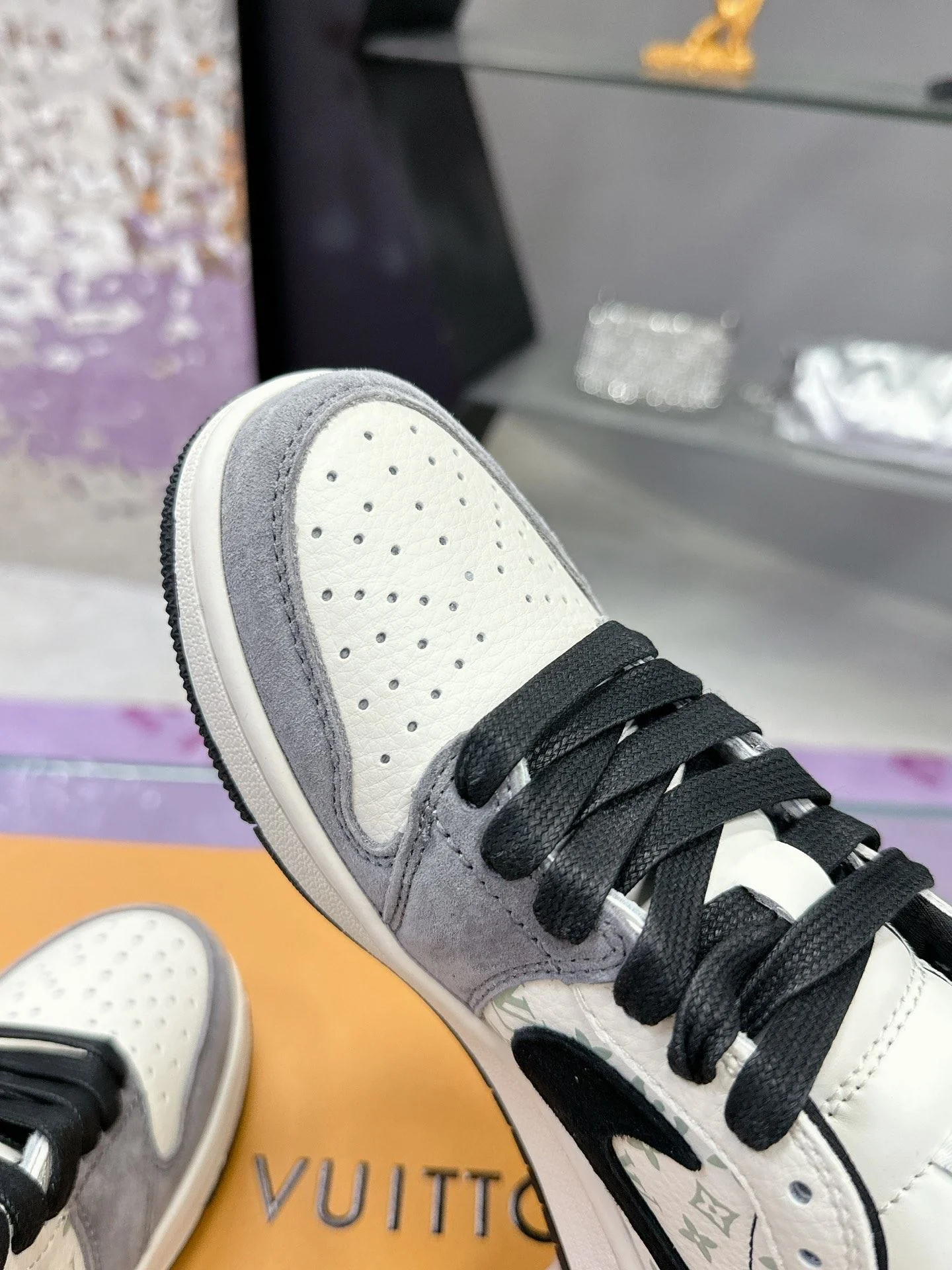 Louis Vuitton x Nike Shoes Practical 31383