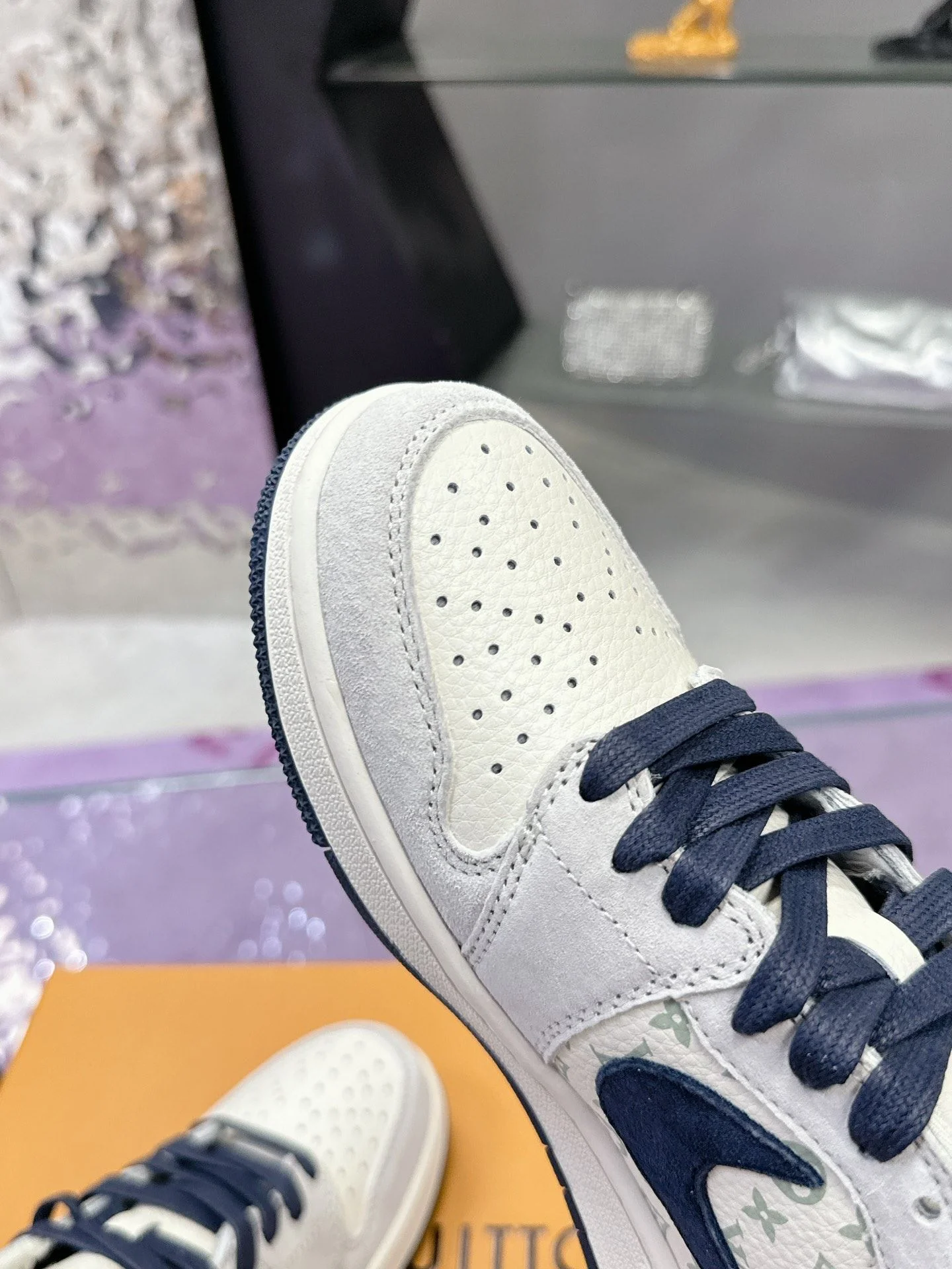 Durable Louis Vuitton x Nike Shoes 31363