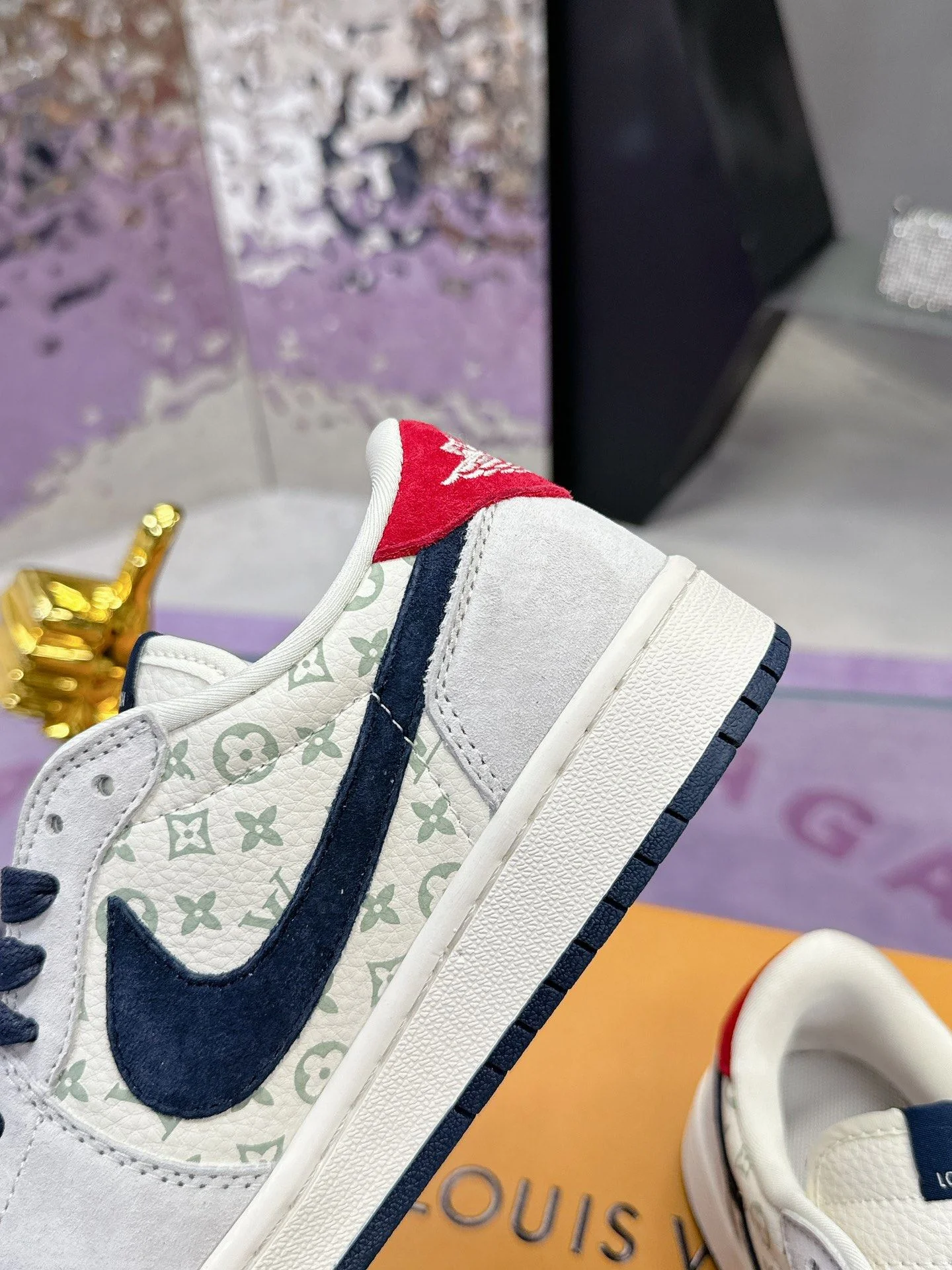 Durable Louis Vuitton x Nike Shoes 31363