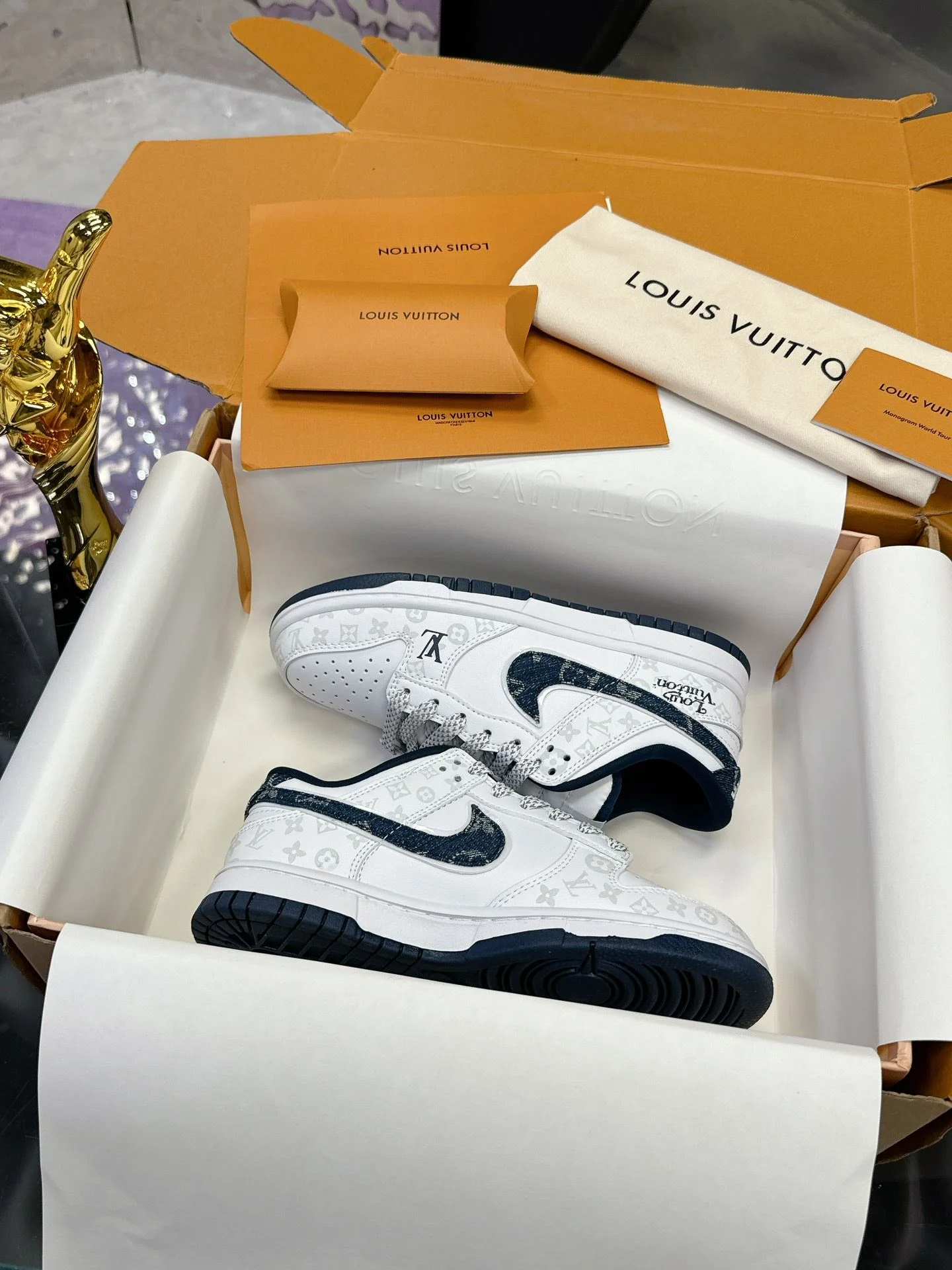 Louis Vuitton x Nike Shoes Colorful 31362