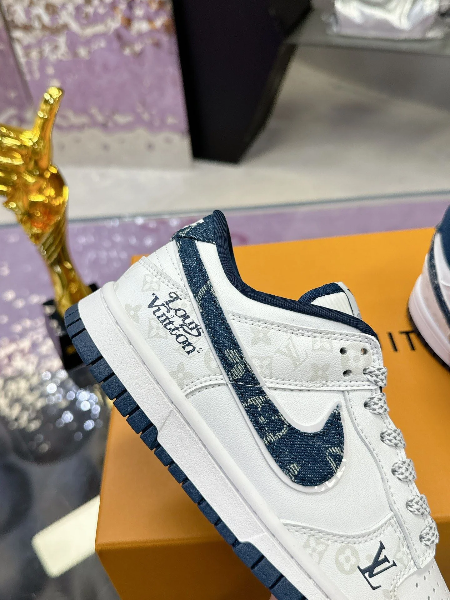 Louis Vuitton x Nike Shoes Colorful 31362