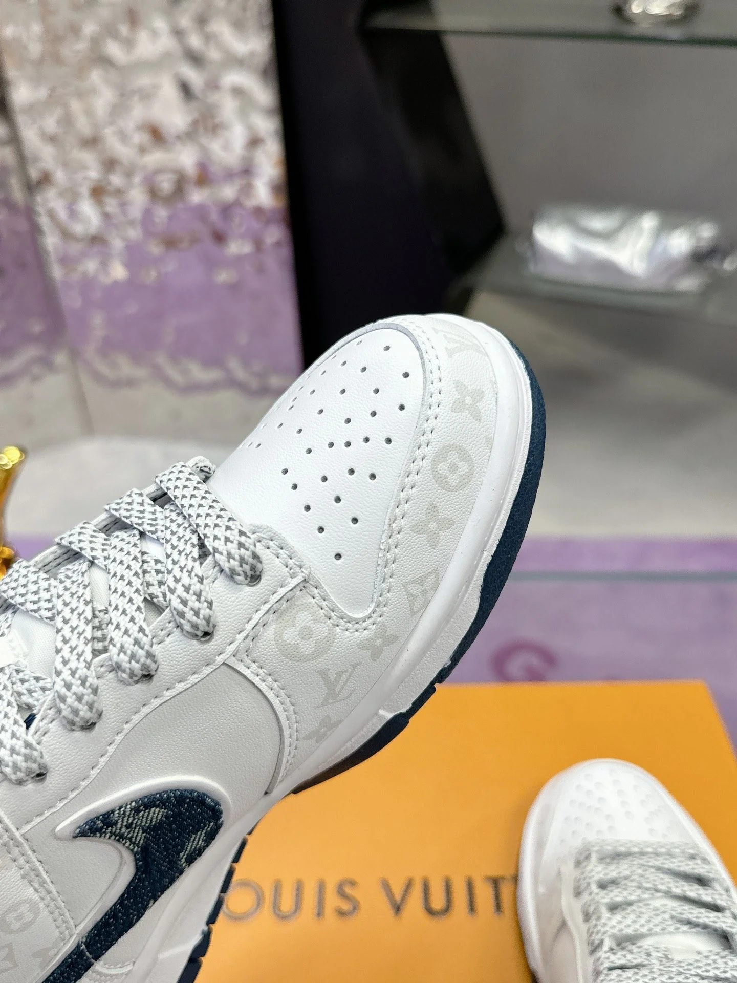 Louis Vuitton x Nike Shoes Colorful 31362