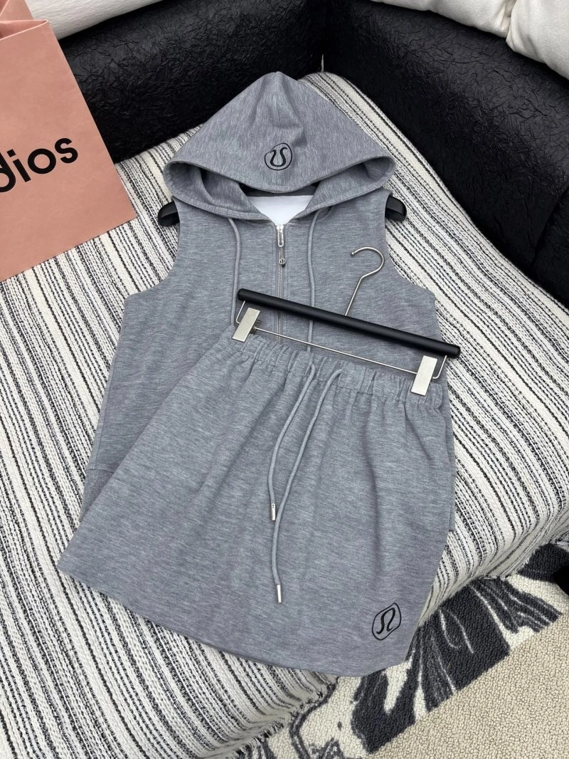 AllSeason Lululemon Dress Suits 154696