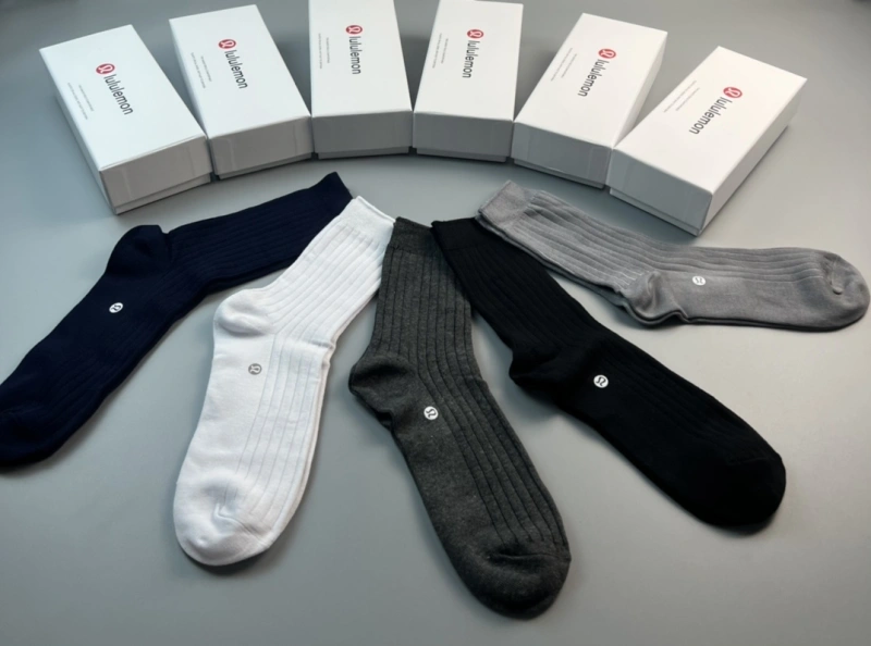 Neat Lululemon Socks 274440