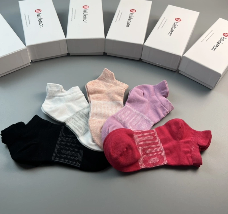 WaterResistant Lululemon Socks 274410