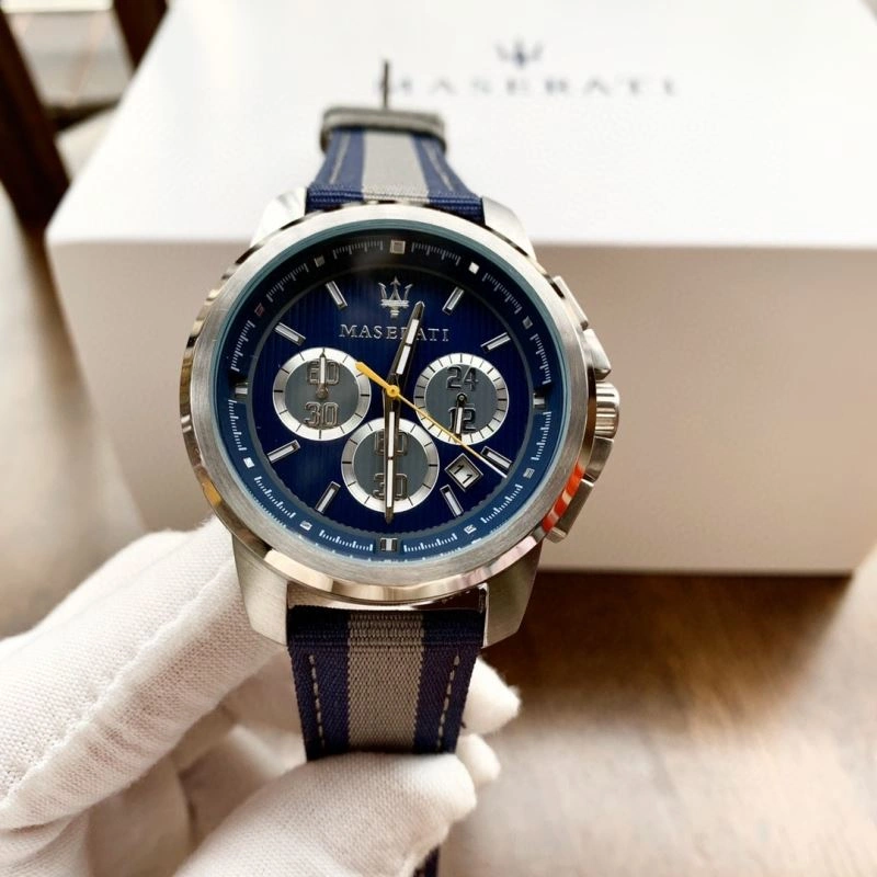 Trendsetting MASERATI Watches 190008