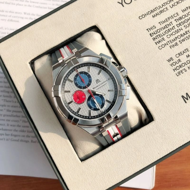 Versatile MAURICE LACROIC Watches 190078
