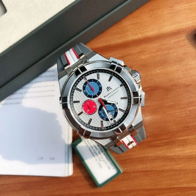 Versatile MAURICE LACROIC Watches 190078