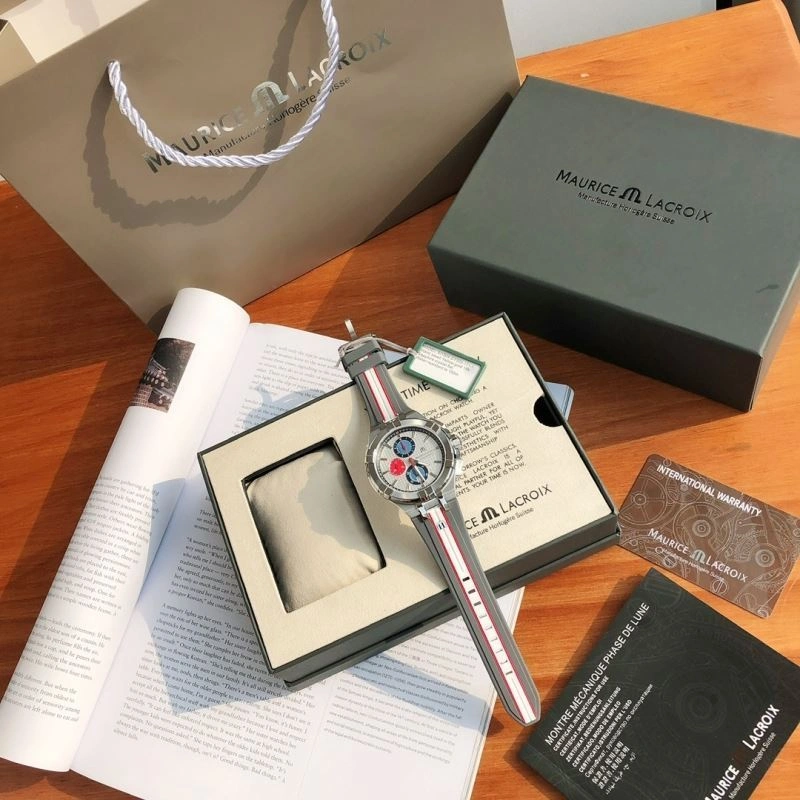 Versatile MAURICE LACROIC Watches 190078