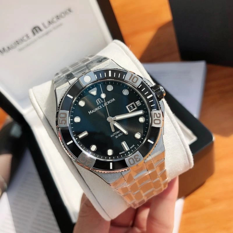 MAURICE LACROIC Watches Timeless 190075