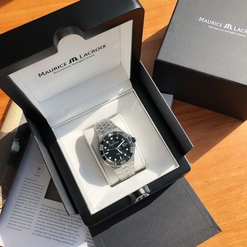 MAURICE LACROIC Watches Timeless 190075