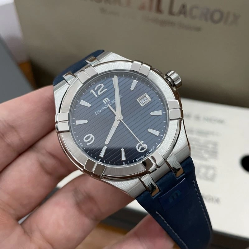 WrinkleFree MAURICE LACROIC Watches 190067
