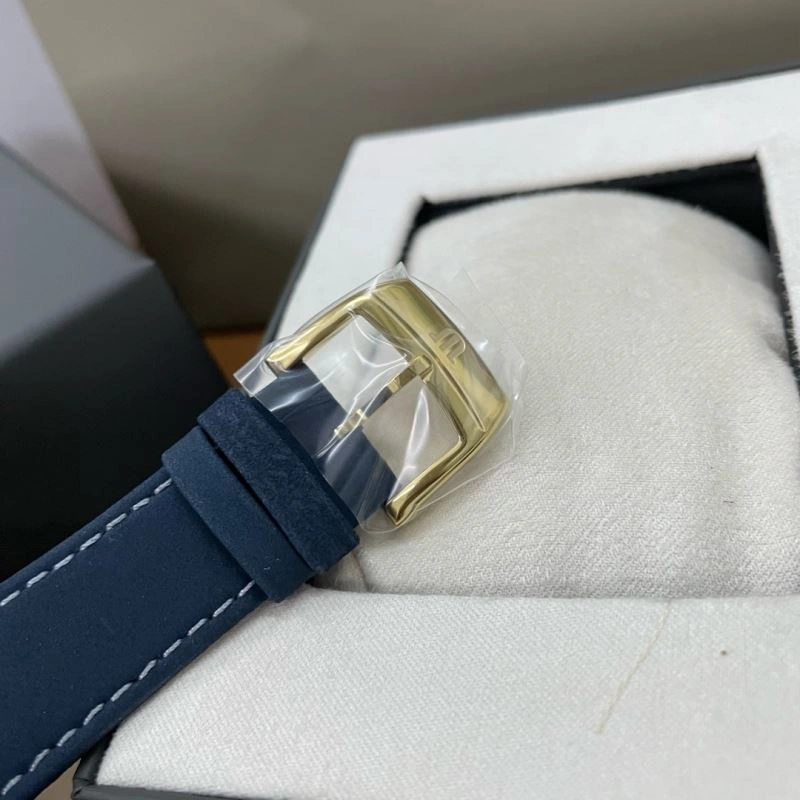 WrinkleFree MAURICE LACROIC Watches 190067