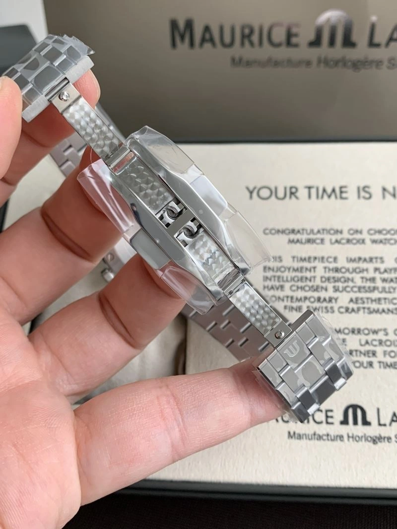 Lightweight MAURICE LACROIC Watches 190057