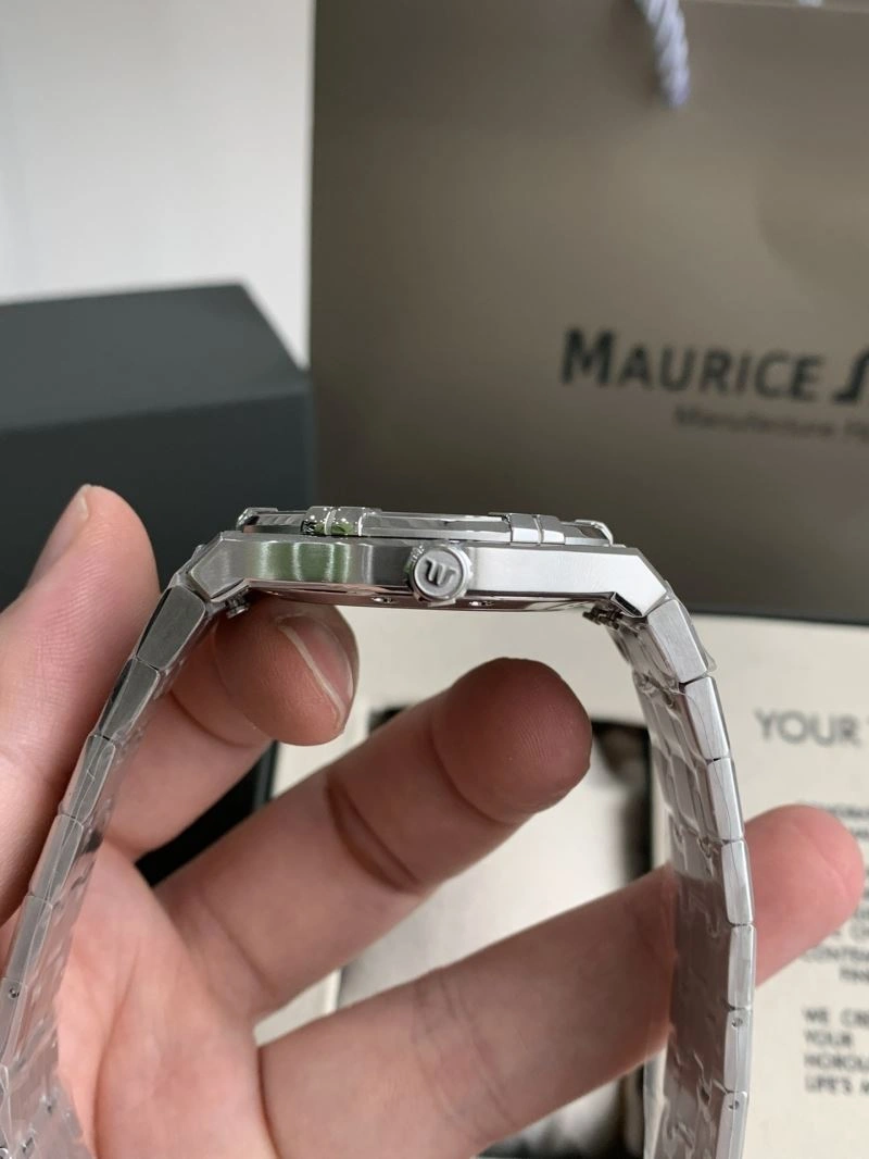 Cozy MAURICE LACROIC Watches 190059