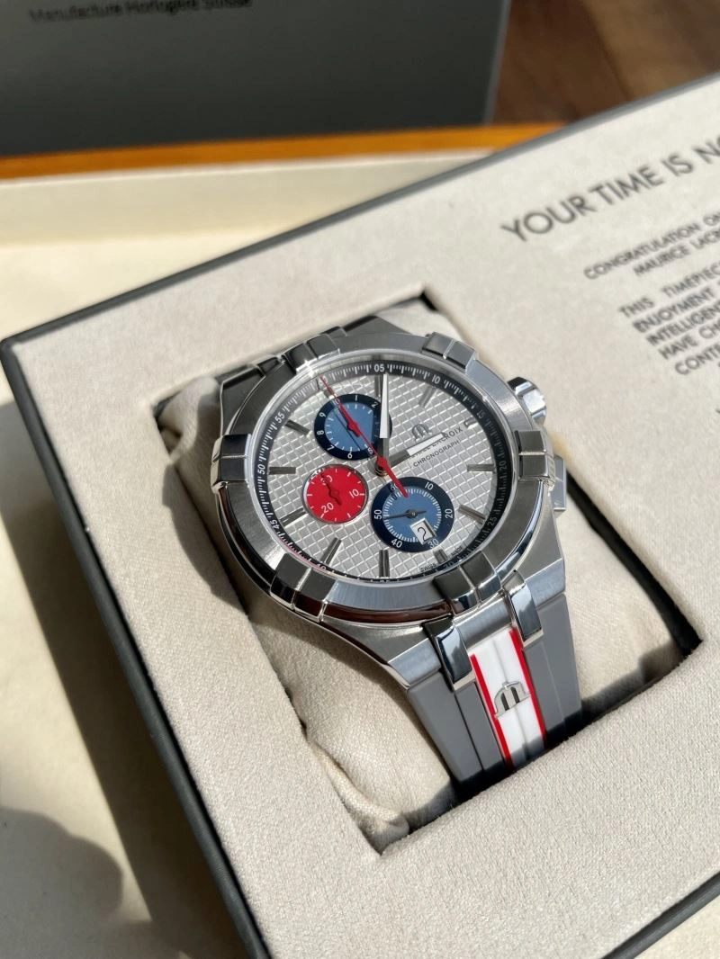 ModernLook MAURICE LACROIC Watches 190045