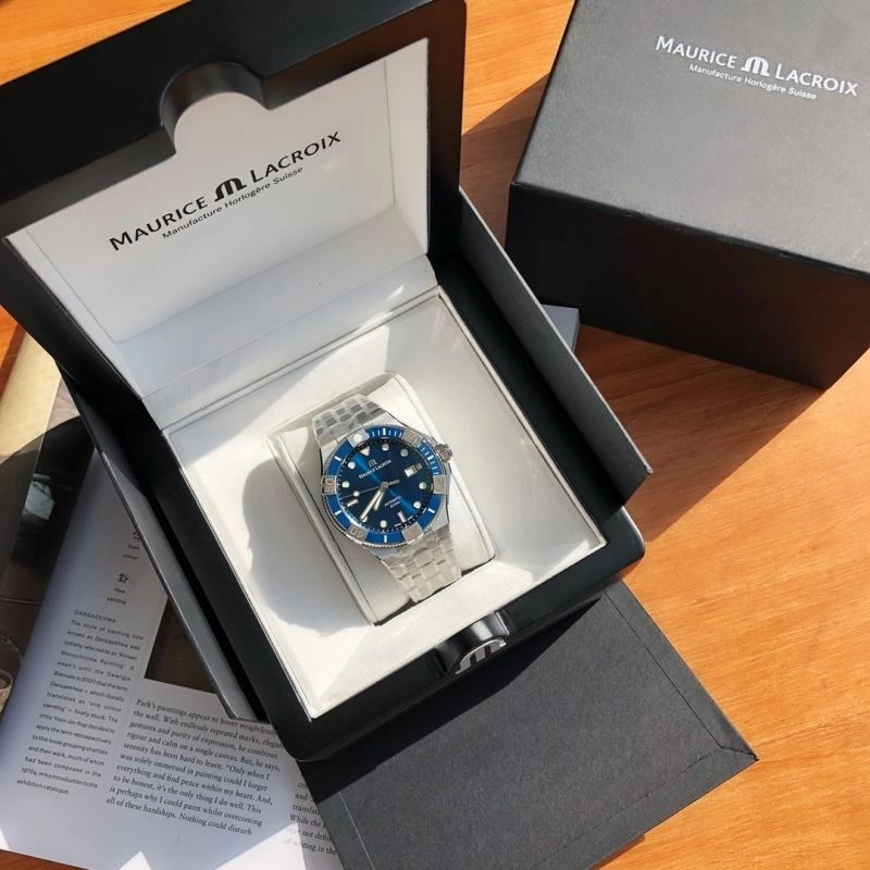 Casual MAURICE LACROIC Watches 190063