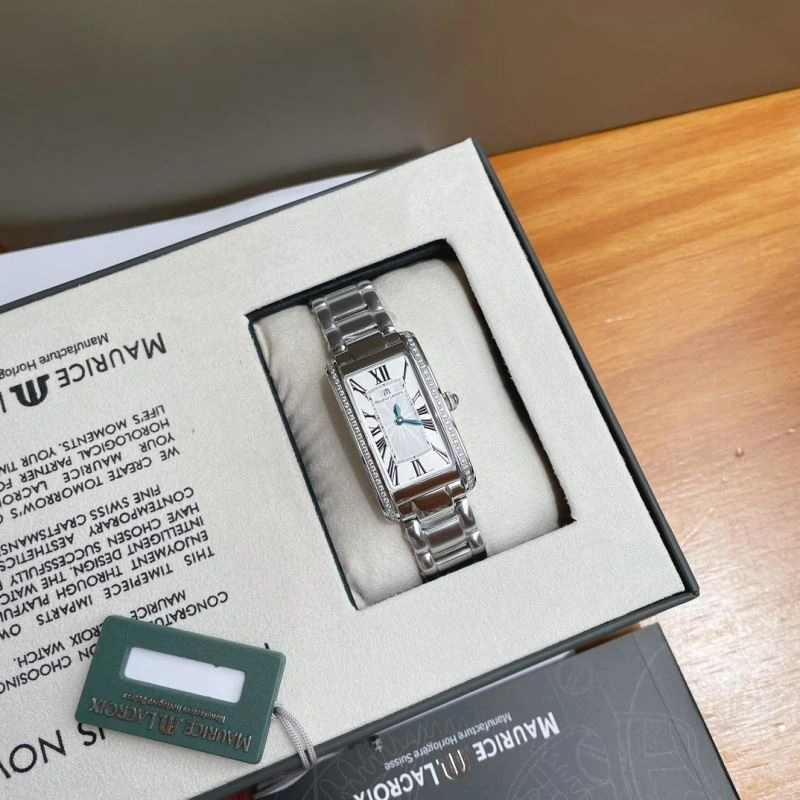 Tailored MAURICE LACROIC Watches 190052