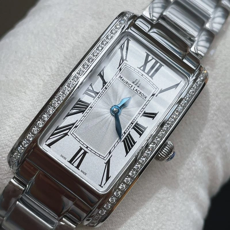 Tailored MAURICE LACROIC Watches 190052