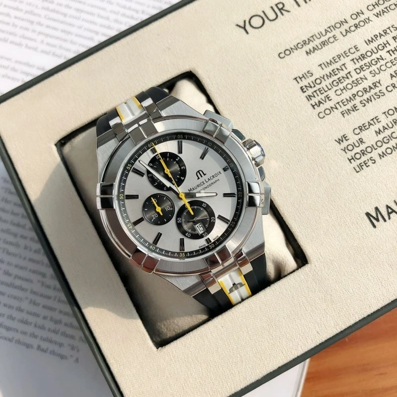 ZipUp MAURICE LACROIC Watches 190048