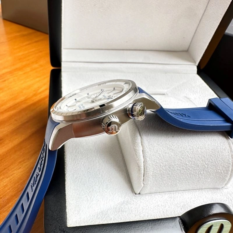 MAURICE LACROIC Watches Efficient 190035
