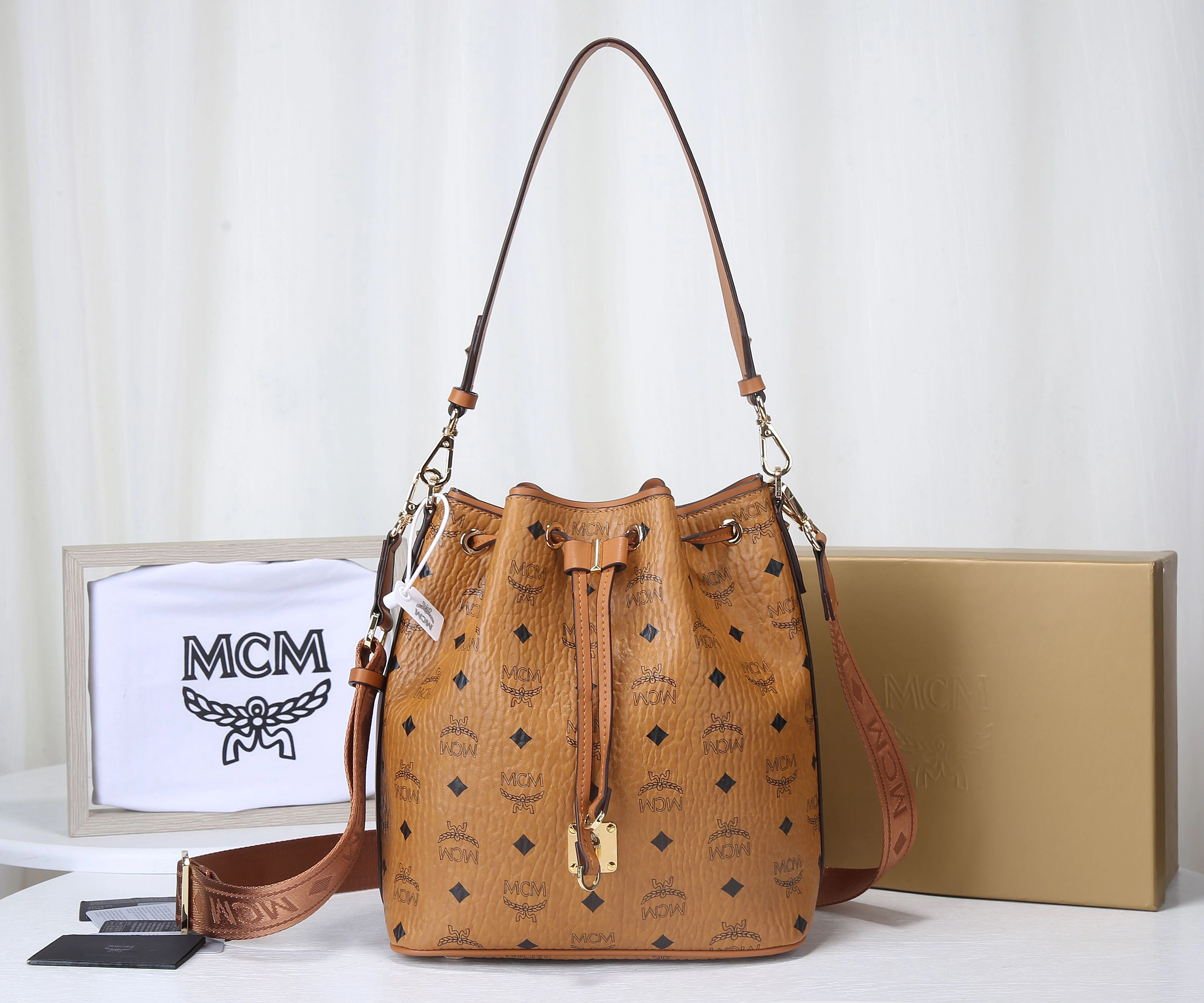 MCM Bucket Bags EasyMatch 90530