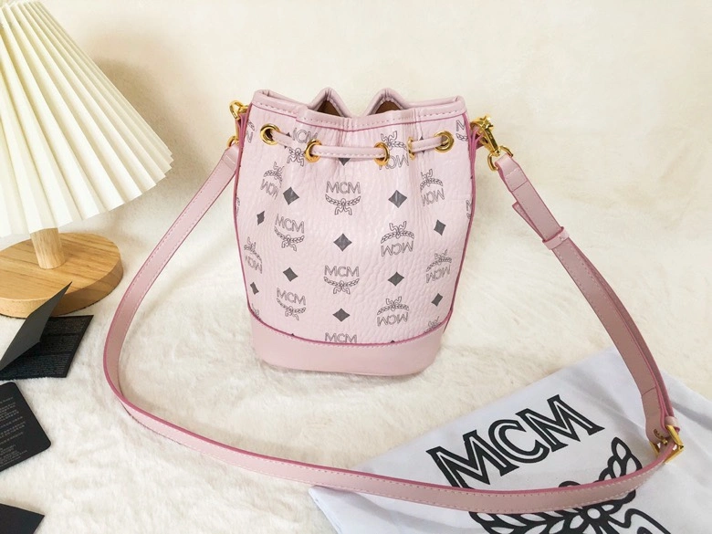 RelaxedFit MCM Bucket Bags 90529