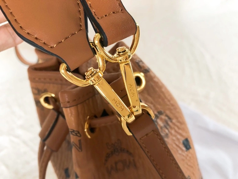 MCM Bucket Bags ZipUp 90527