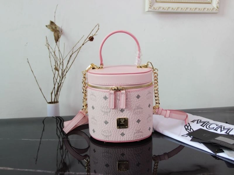 MCM Bucket Bags Supportive 90389