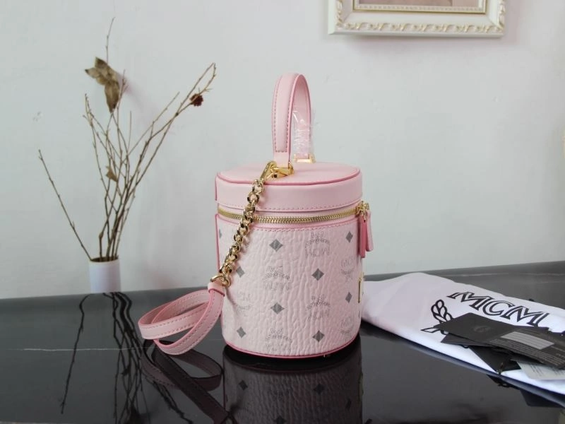 MCM Bucket Bags Supportive 90389