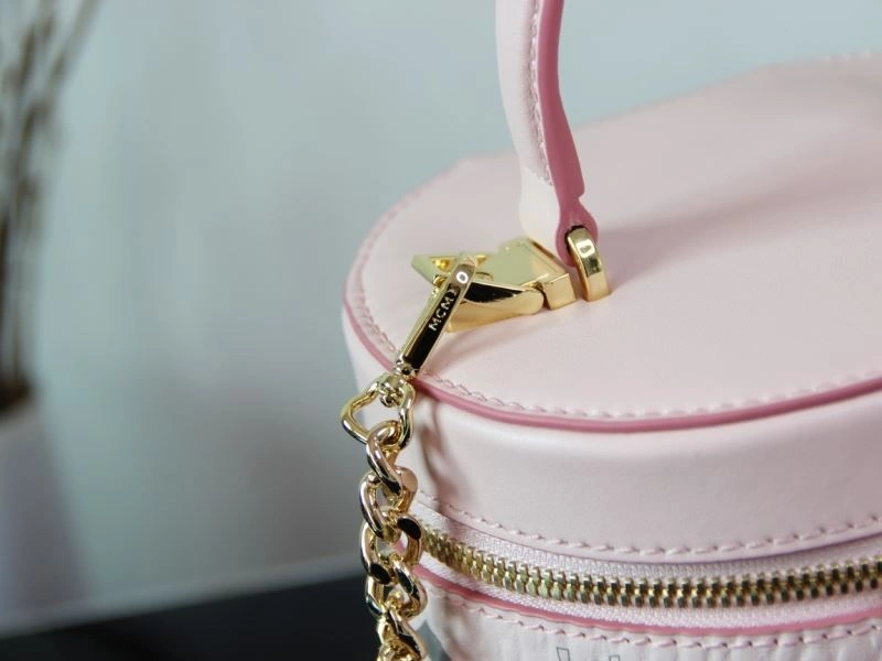 MCM Bucket Bags Supportive 90389
