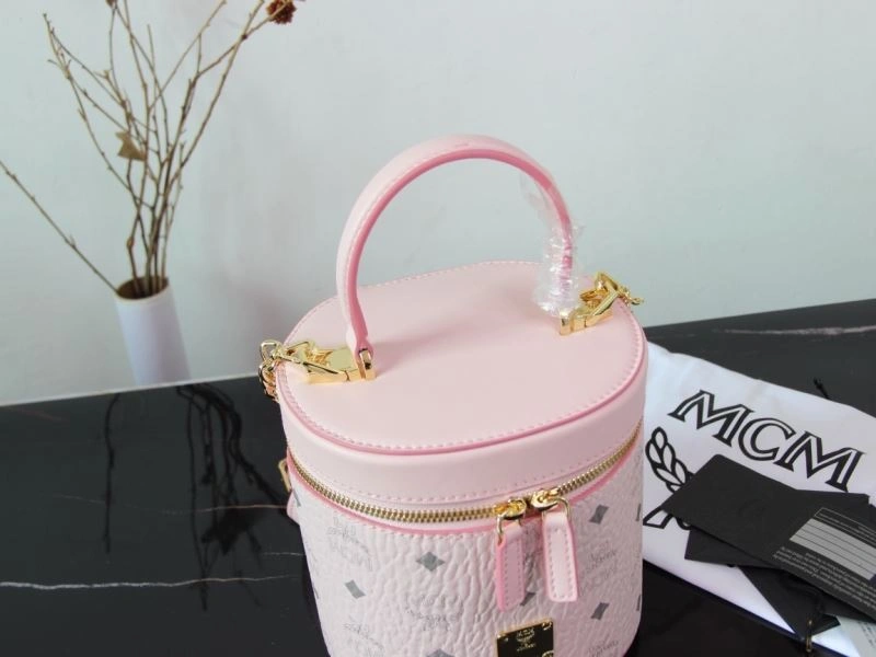 MCM Bucket Bags Supportive 90389