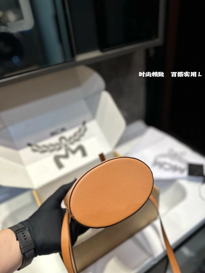 MCM Bucket Bags Refined 85968
