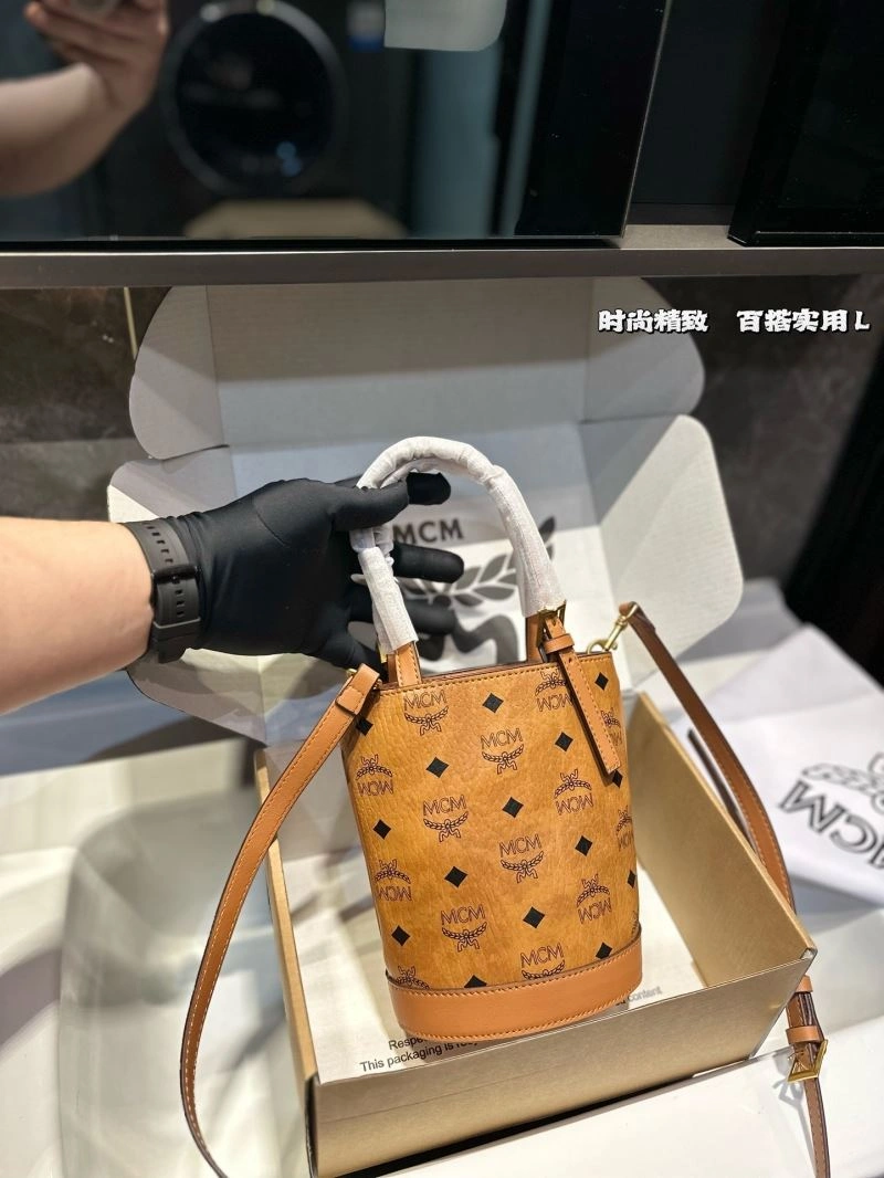 MCM Bucket Bags Refined 85968