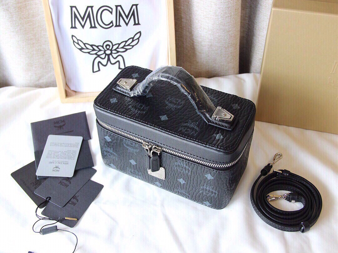 ComfortFit MCM Cosmetic Bags 79038