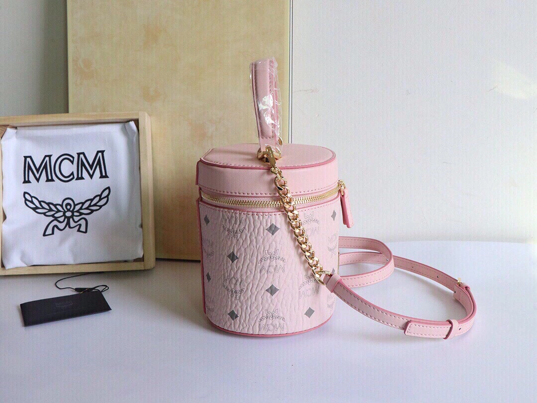 MCM Cosmetic Bags Durable 90525