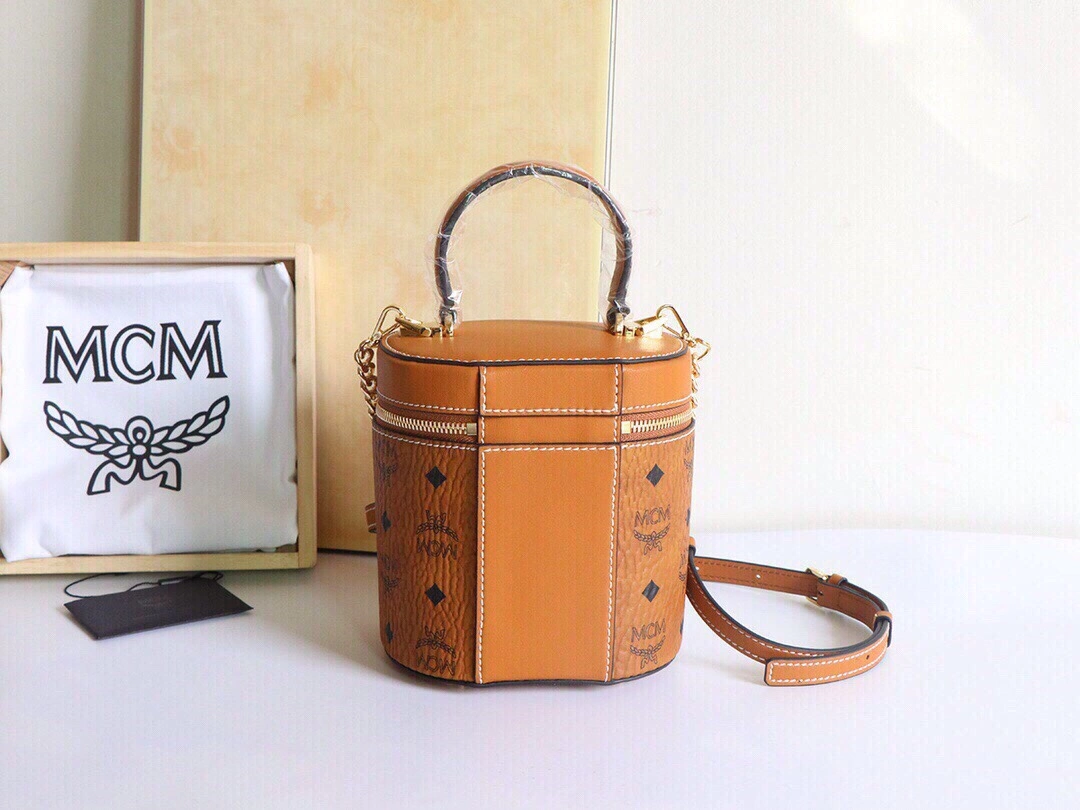 MCM Cosmetic Bags Sophisticated 90523