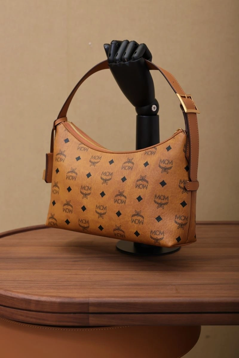 MCM Hobo Bags Thermal 80562