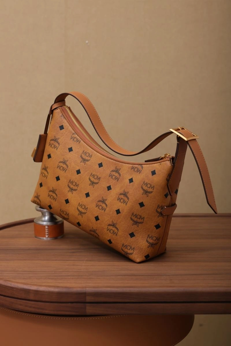 MCM Hobo Bags Thermal 80562