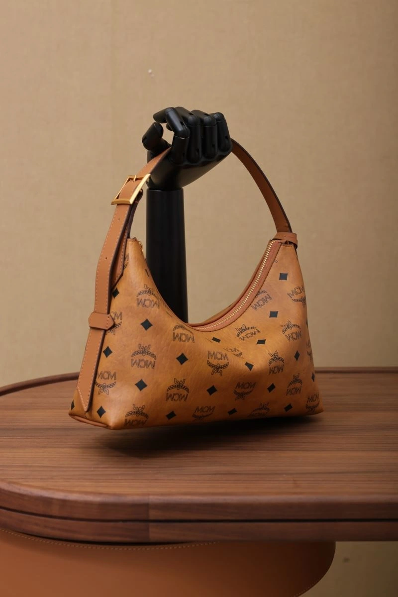 MCM Hobo Bags Thermal 80562