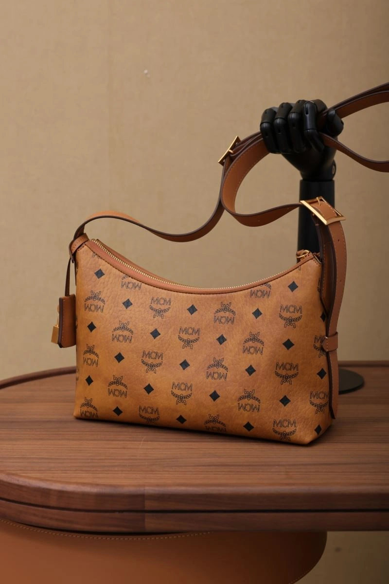 MCM Hobo Bags Thermal 80562