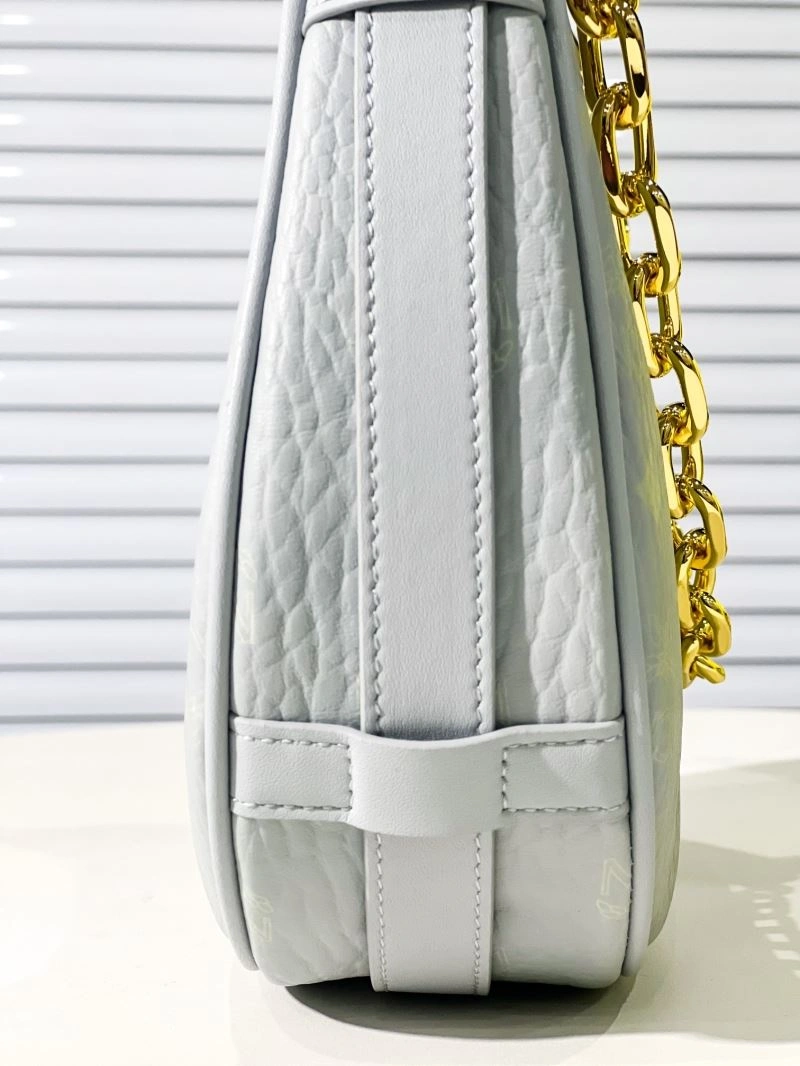 MCM Hobo Bags UrbanStyle 63797