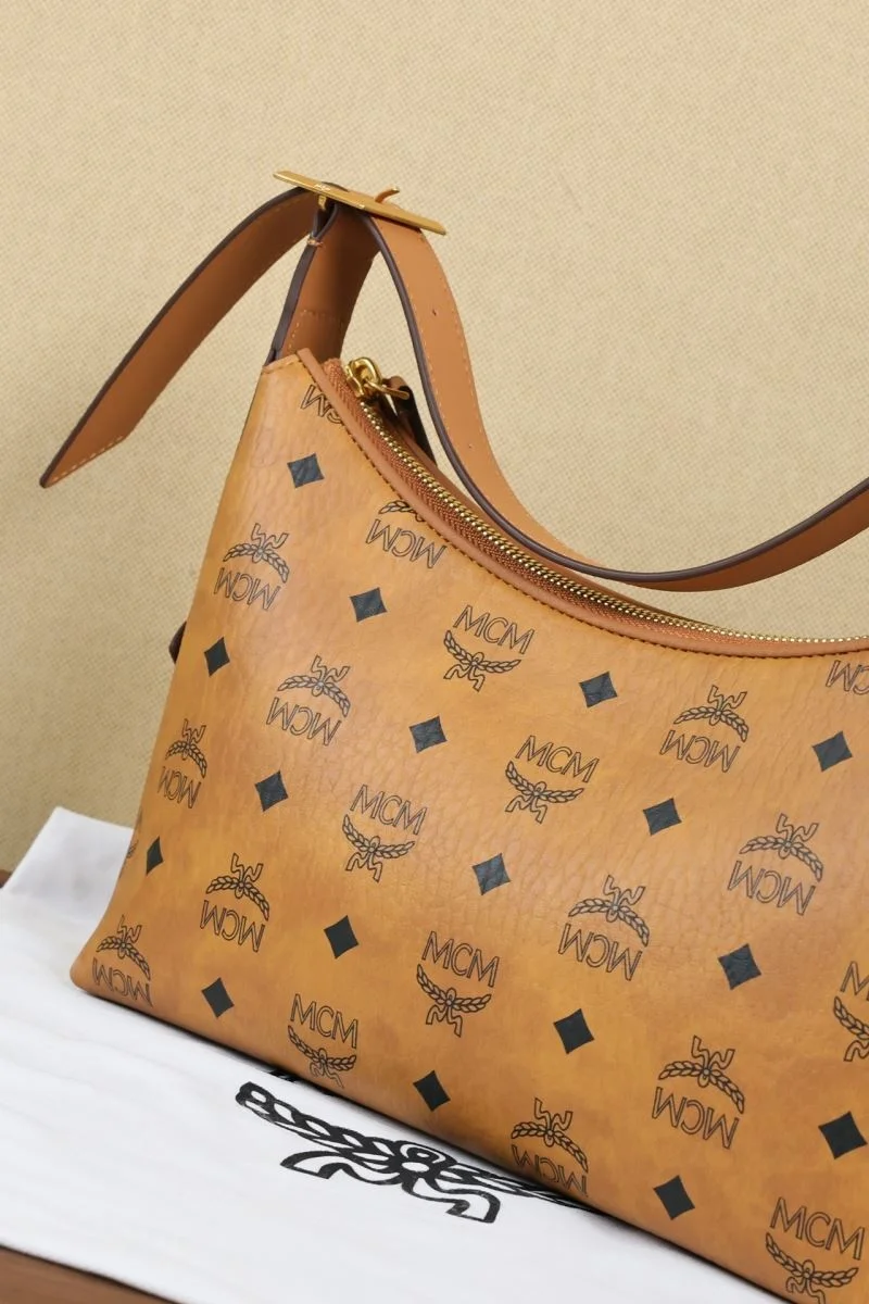 MCM Hobo Bags Chic 45670
