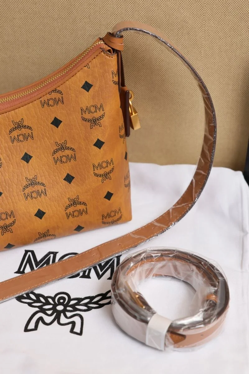 MCM Hobo Bags Chic 45670