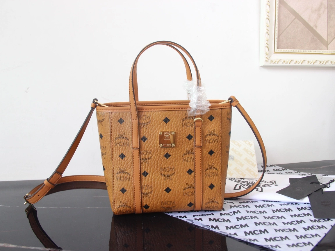 RelaxedFit MCM Pillow Bags 90519