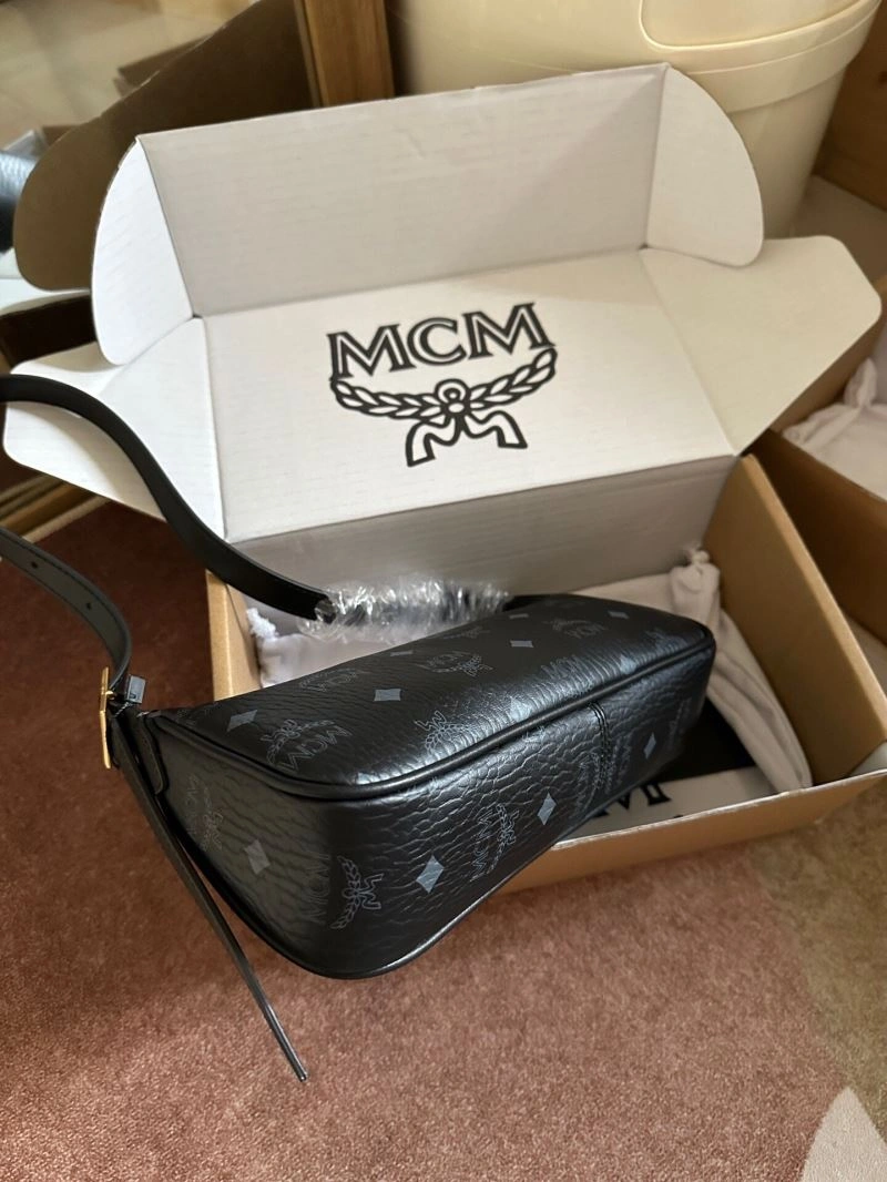 MCM Satchel Bags Snug 89682