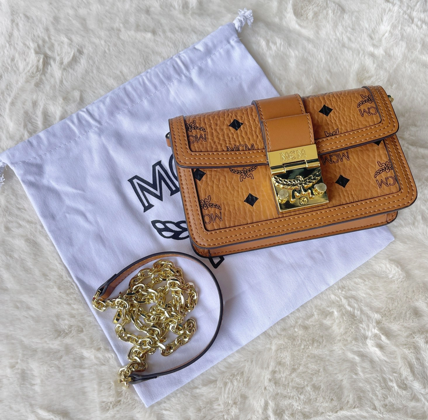 Stylish MCM Satchel Bags 90512