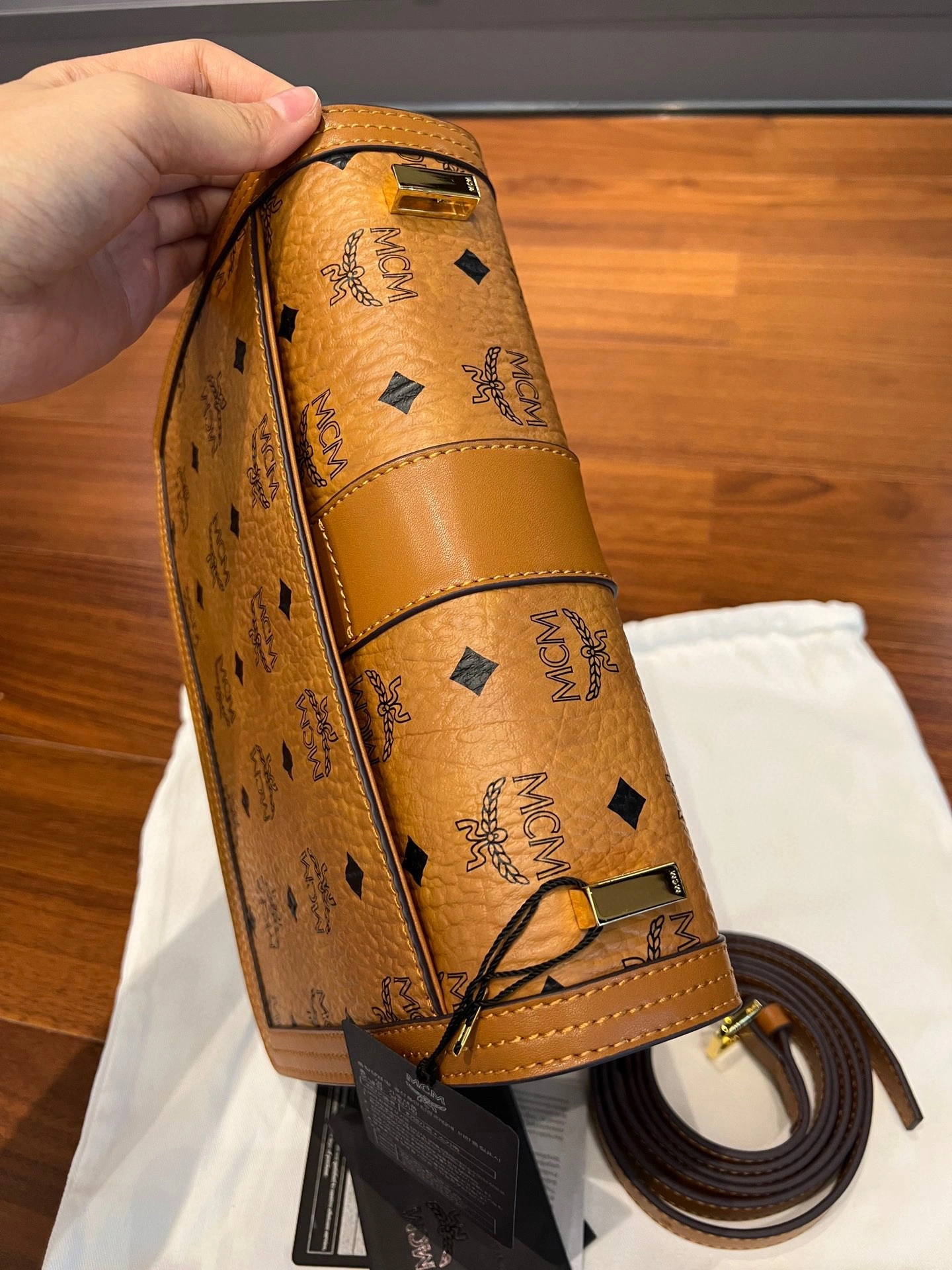 MCM Satchel Bags Chic 79031