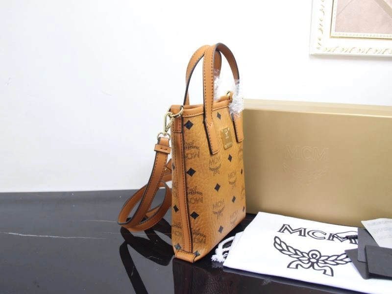 Comfortable MCM Shopping Bags 89678